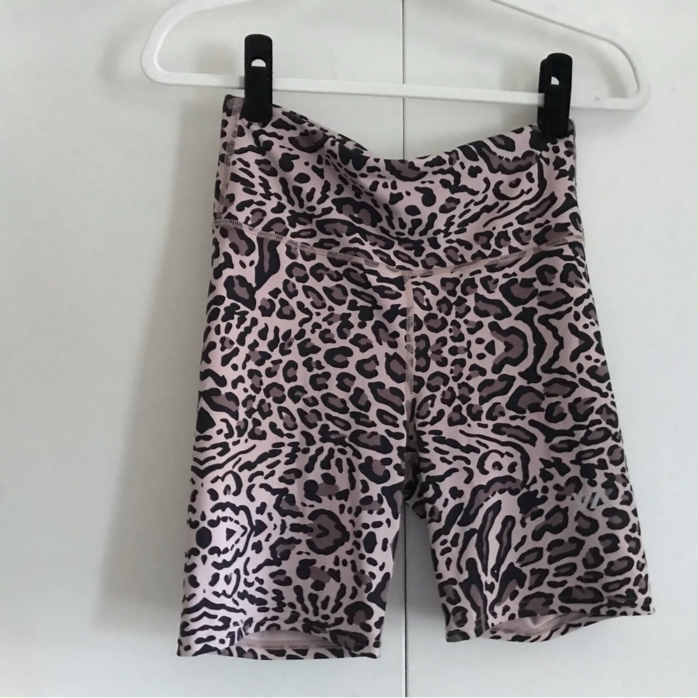 RVCA medium leopard bike legging shorts